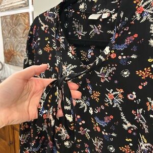 Twik Women’s Dark Floral Blouse - Size Medium - Lightly Worn (Like New)